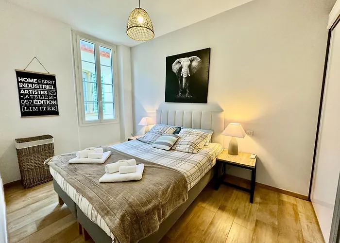 Appartements Climatises - Vieil Antibes